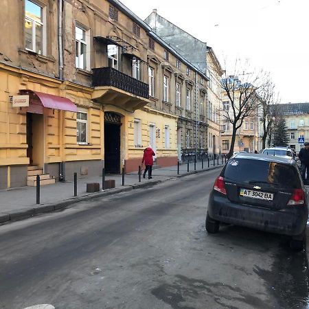 Apartament Tugan Baranovskogo Lviv Buitenkant foto