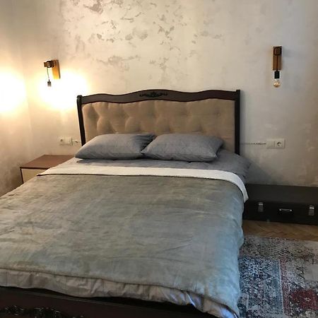 Apartament Tugan Baranovskogo Lviv Buitenkant foto