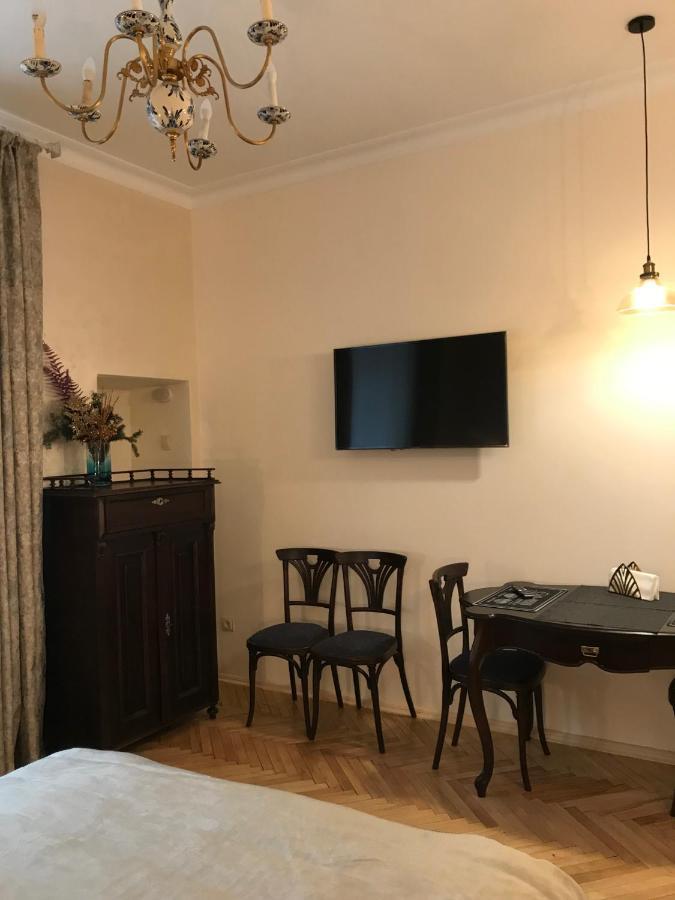 Apartament Tugan Baranovskogo Lviv Buitenkant foto